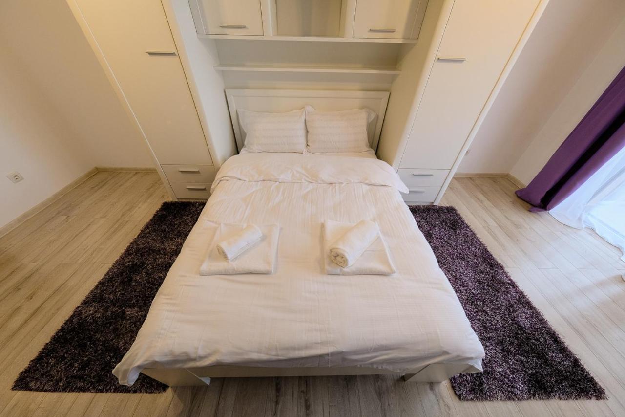 Ferienwohnung Grand Park Turquoise Iulius Mall Cluj-Napoca Exterior foto